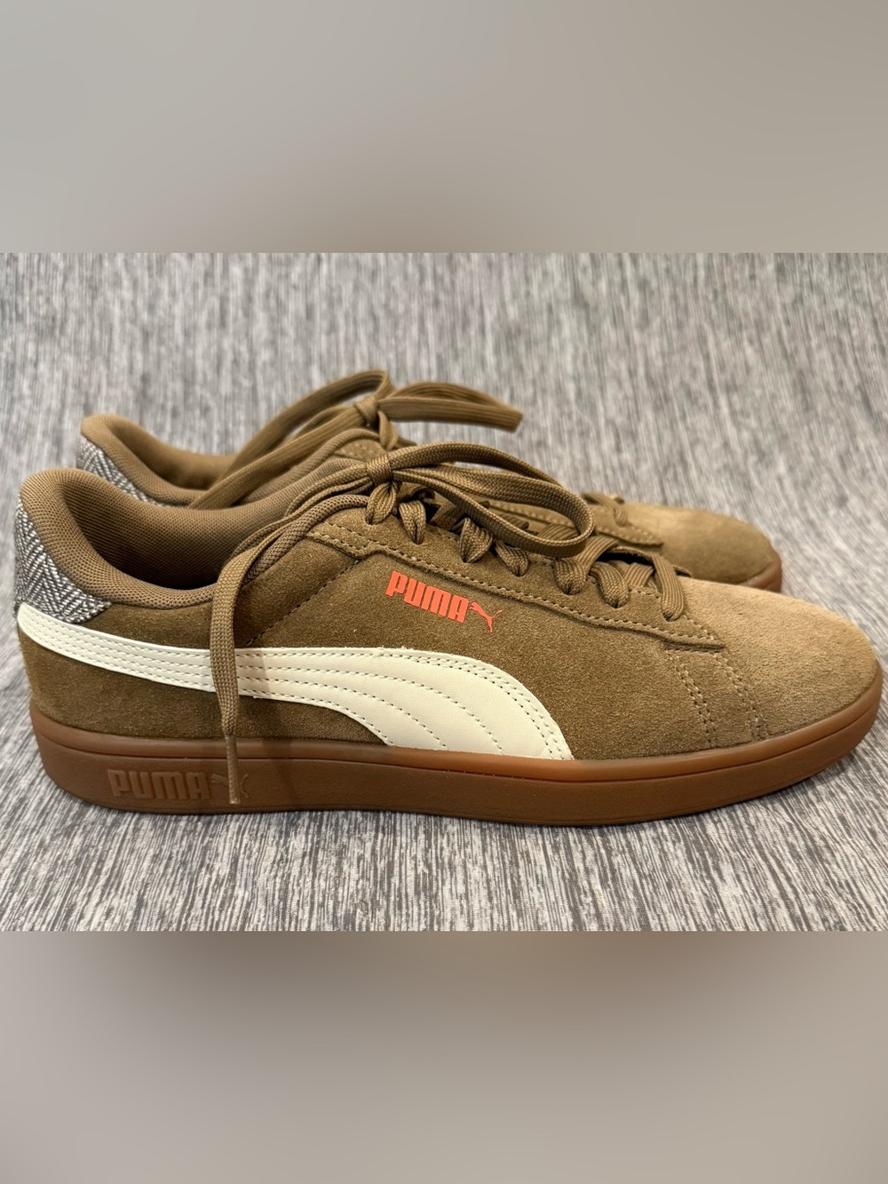 Puma Smash 3.0 Brown Suede Sneakers with Herringbone Detail